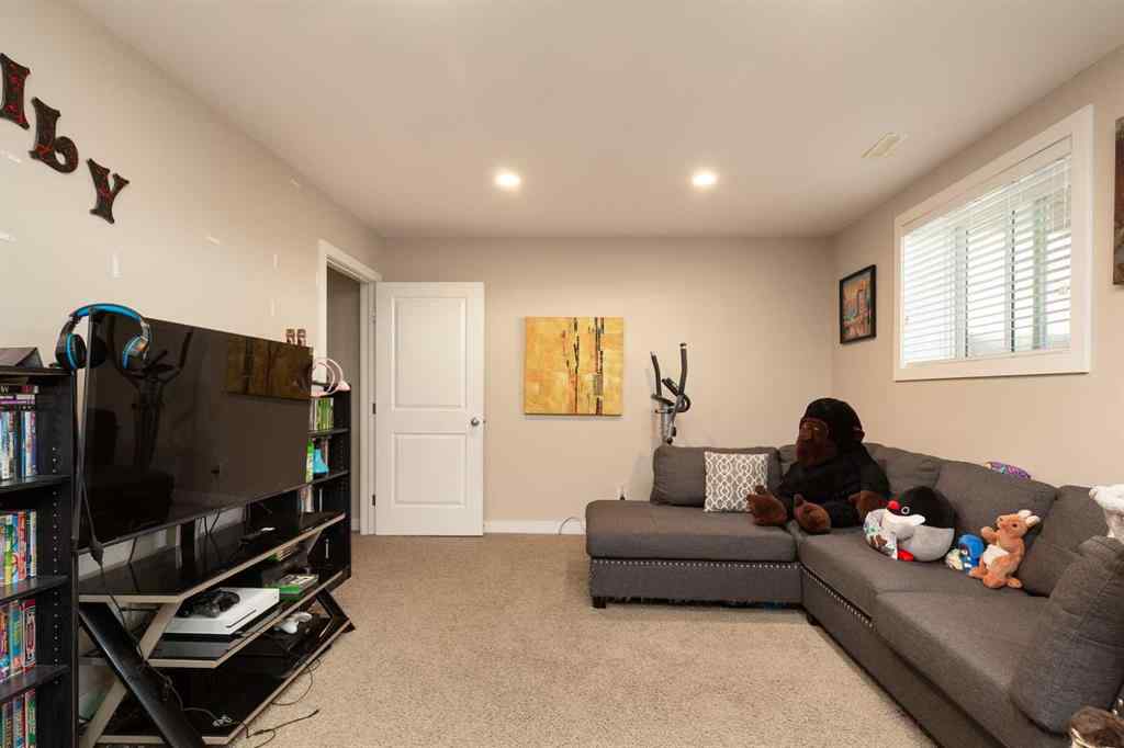 MLS® A2253228 - 630 46 Avenue  in NONE Coalhurst, Residential