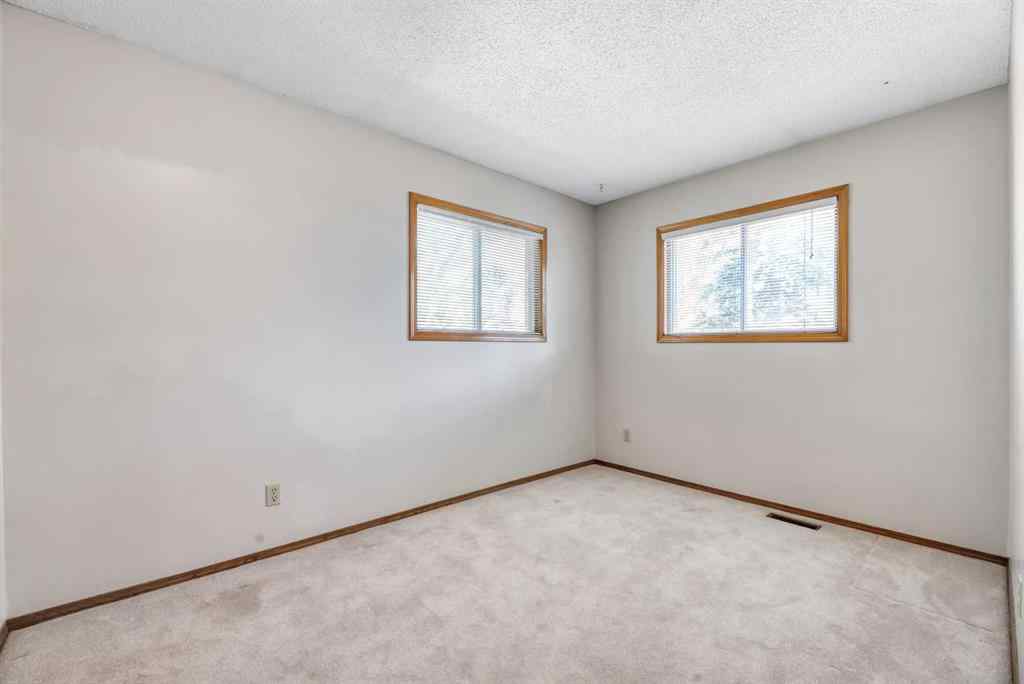 MLS® A2253229 - 103 Riverglen Park SE in Riverbend Calgary, Residential