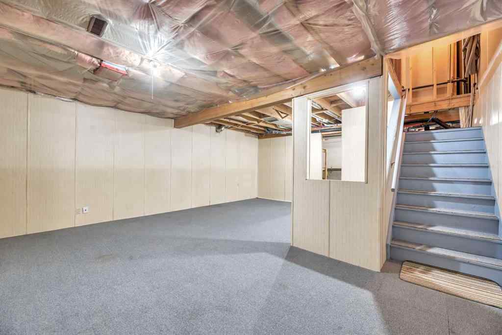 MLS® A2253229 - 103 Riverglen Park SE in Riverbend Calgary, Residential