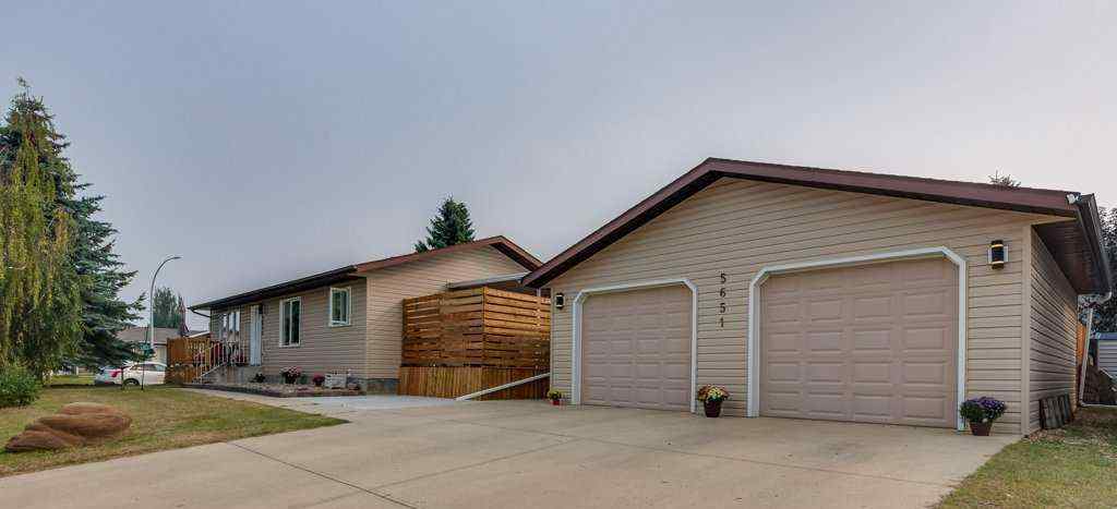 MLS® A2253232 - 5651 45 Street  in Westpark Innisfail Innisfail, Residential