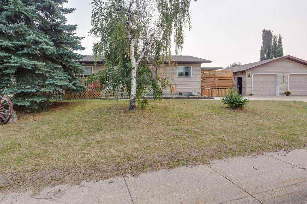 MLS® A2253232 - 5651 45 Street  in Westpark Innisfail Innisfail, Residential