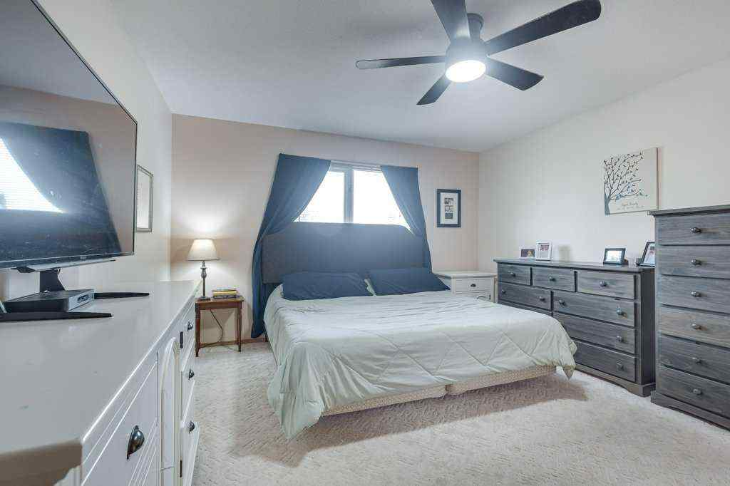 MLS® A2253232 - 5651 45 Street  in Westpark Innisfail Innisfail, Residential