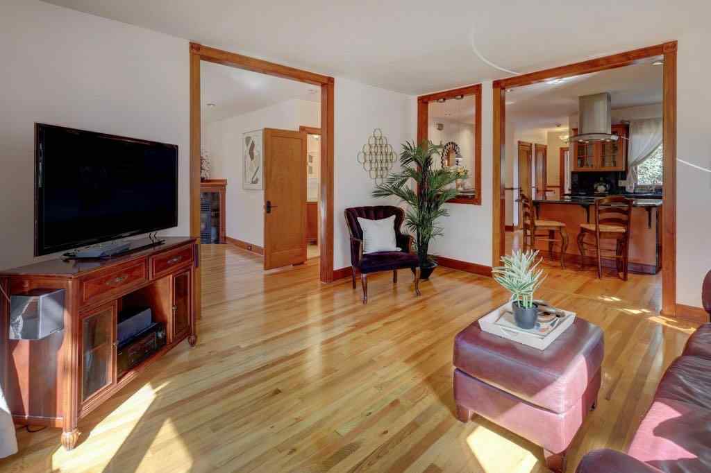 MLS® A2253233 - 226 8A Street NE in Bridgeland/Riverside Calgary, Residential