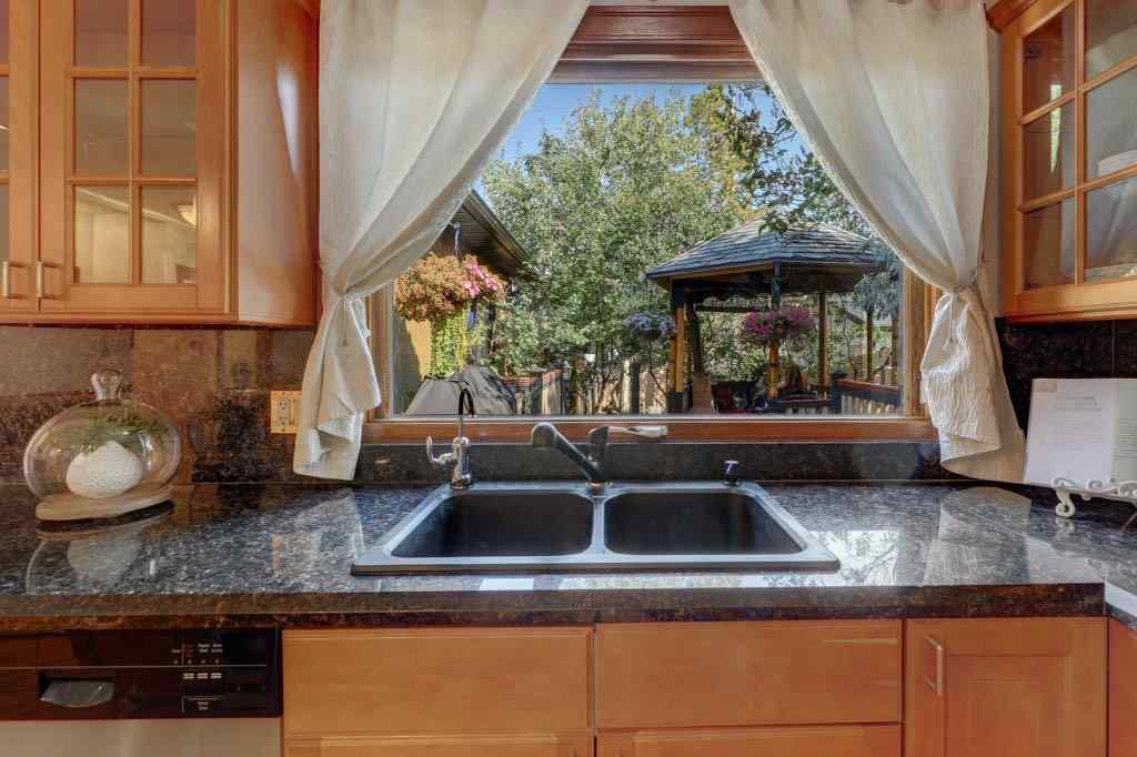 MLS® A2253233 - 226 8A Street NE in Bridgeland/Riverside Calgary, Residential
