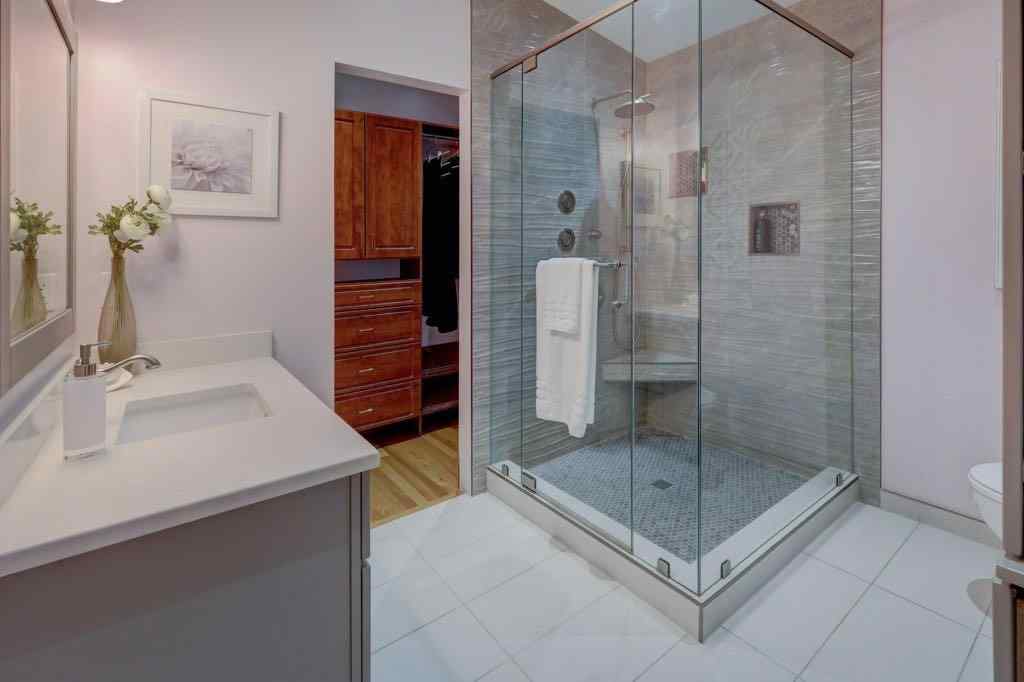 MLS® A2253233 - 226 8A Street NE in Bridgeland/Riverside Calgary, Residential