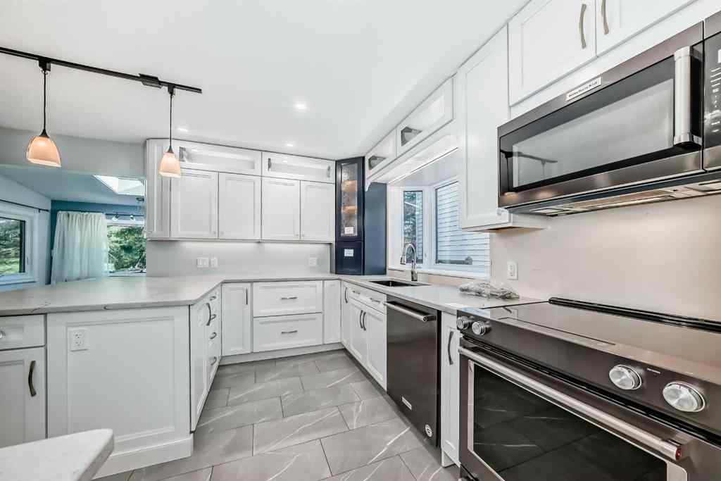 MLS® A2253235 - 6628 Ranchview Drive NW in Ranchlands Calgary, Residential