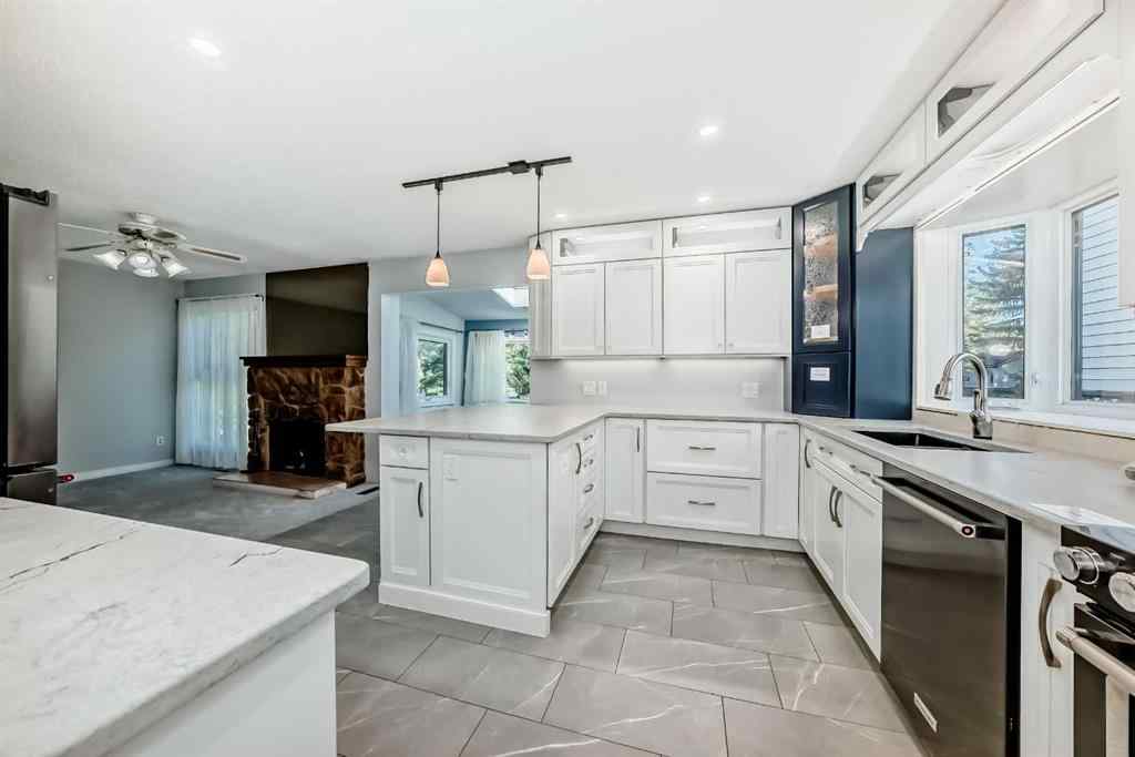 MLS® A2253235 - 6628 Ranchview Drive NW in Ranchlands Calgary, Residential