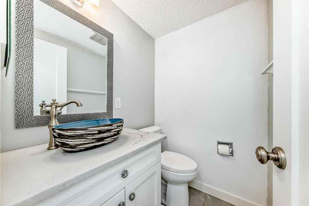 MLS® A2253235 - 6628 Ranchview Drive NW in Ranchlands Calgary, Residential