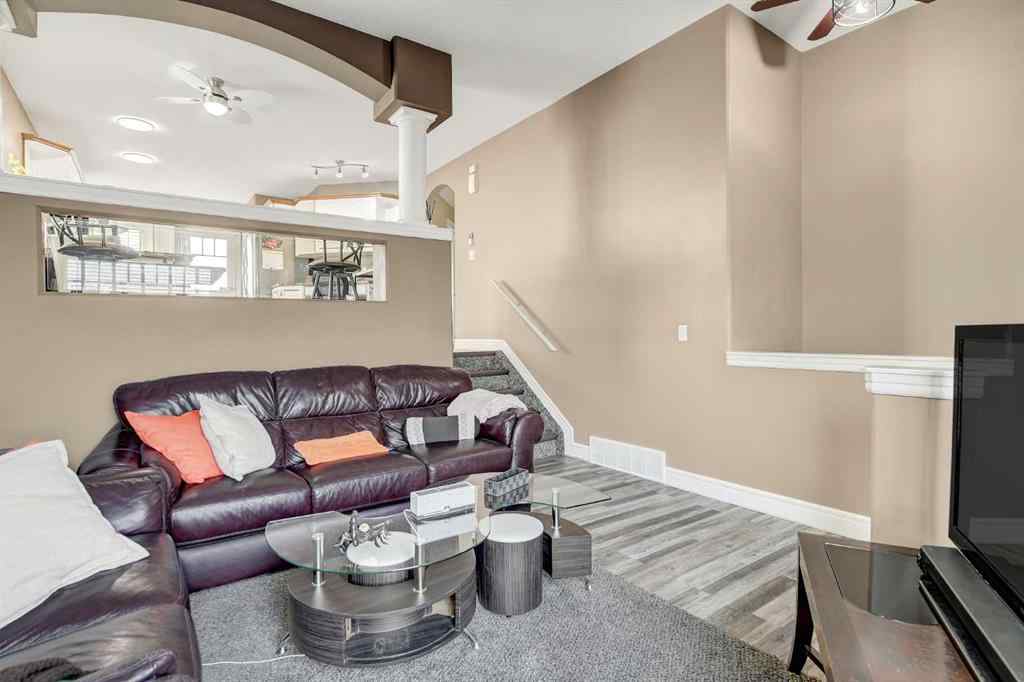 MLS® A2253236 - 10205 86 Street  in Crystal Landing Grande Prairie, Residential