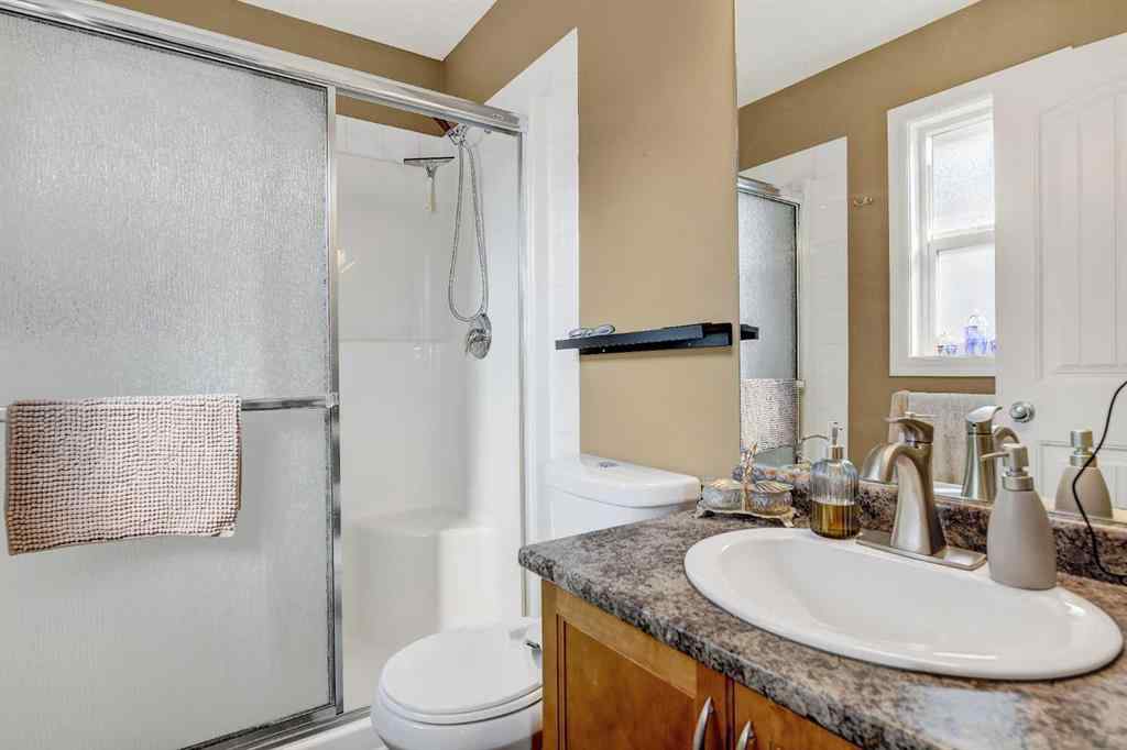 MLS® A2253236 - 10205 86 Street  in Crystal Landing Grande Prairie, Residential
