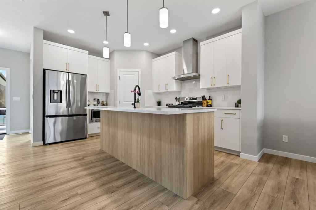MLS® A2253244 - 47 Finch Gardens SE in Rangeview Calgary, Residential
