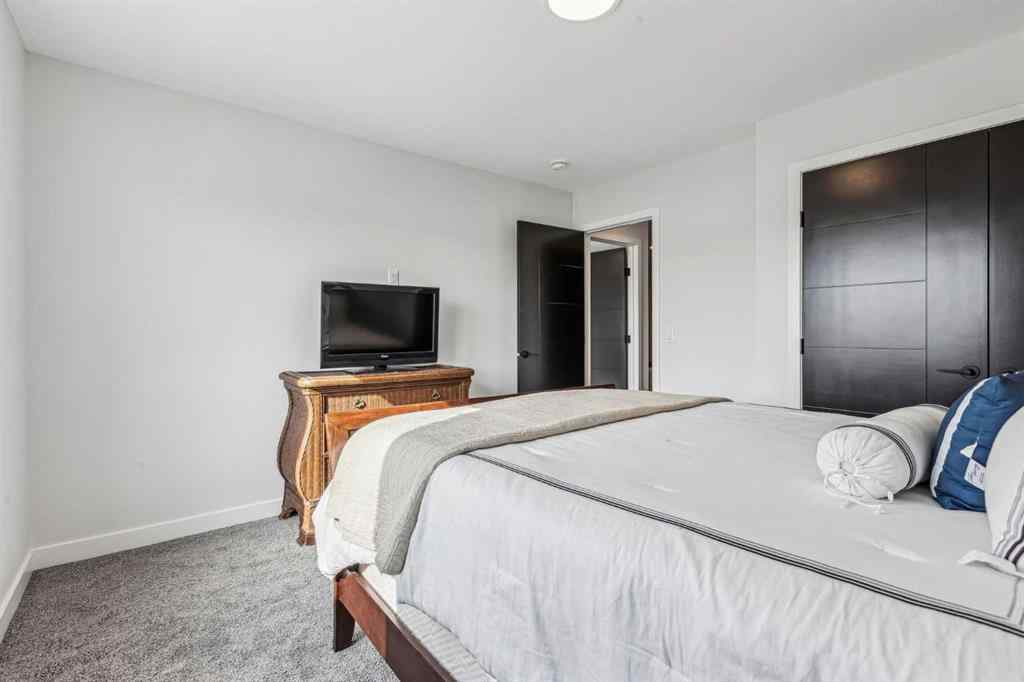 MLS® A2253245 - 123 Mitchell Way NW in Glacier Ridge Calgary, Residential