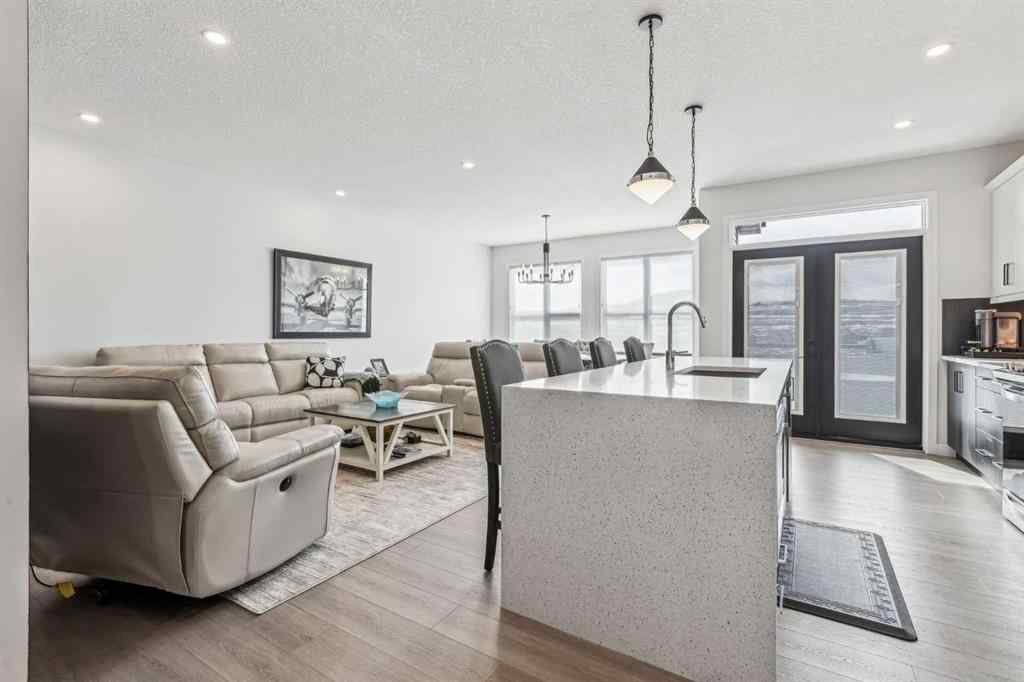 MLS® A2253245 - 123 Mitchell Way NW in Glacier Ridge Calgary, Residential