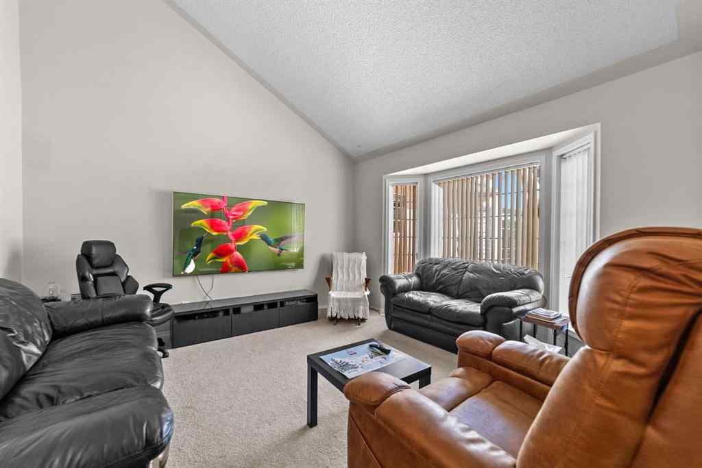 MLS® A2253247 - Unit #2 5014 56 Street  in Prospect Camrose, Residential