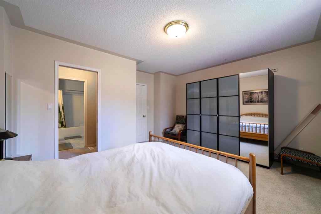 MLS® A2253247 - Unit #2 5014 56 Street  in Prospect Camrose, Residential