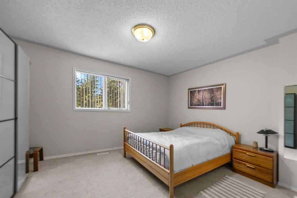 MLS® A2253247 - Unit #2 5014 56 Street  in Prospect Camrose, Residential
