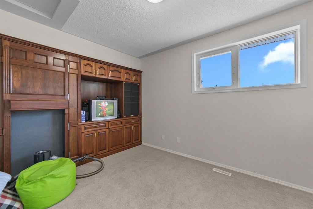 MLS® A2253247 - Unit #2 5014 56 Street  in Prospect Camrose, Residential