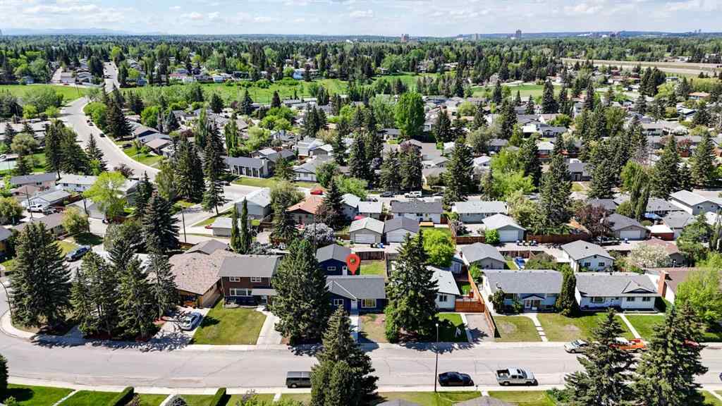 MLS® A2253248 - 1344 Lake Michigan Crescent SE in Bonavista Downs Calgary, Residential