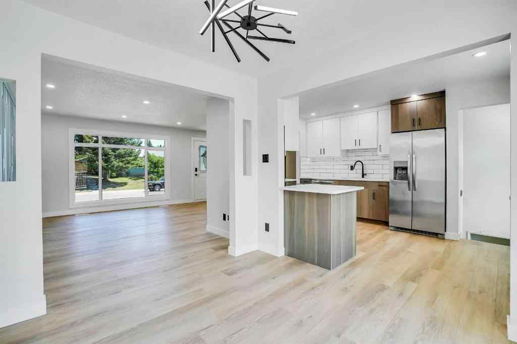 MLS® A2253248 - 1344 Lake Michigan Crescent SE in Bonavista Downs Calgary, Residential