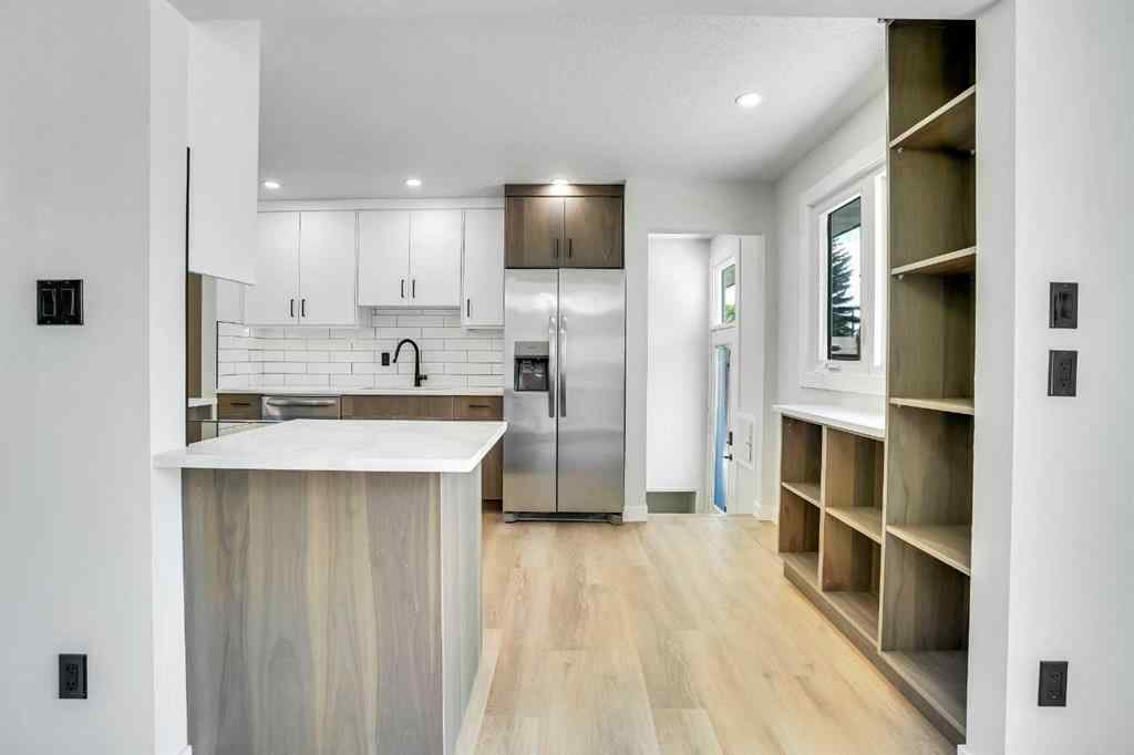 MLS® A2253248 - 1344 Lake Michigan Crescent SE in Bonavista Downs Calgary, Residential
