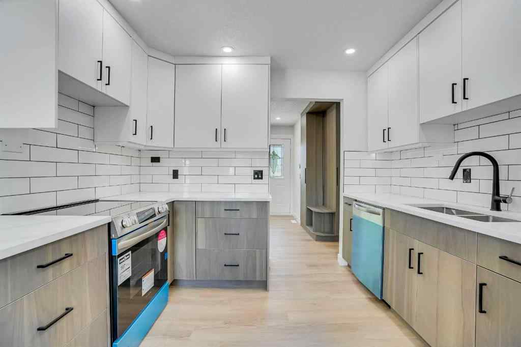 MLS® A2253248 - 1344 Lake Michigan Crescent SE in Bonavista Downs Calgary, Residential