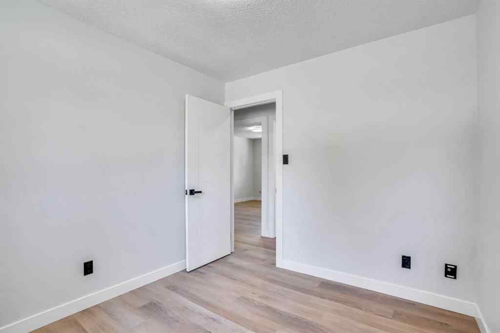 MLS® A2253248 - 1344 Lake Michigan Crescent SE in Bonavista Downs Calgary, Residential