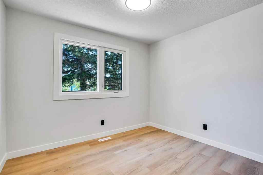 MLS® A2253248 - 1344 Lake Michigan Crescent SE in Bonavista Downs Calgary, Residential