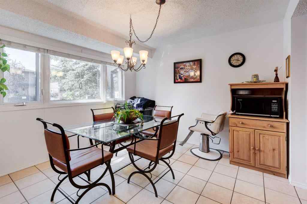 MLS® A2253250 - Unit #110 2300 Oakmoor Drive SW in Palliser Calgary, Residential
