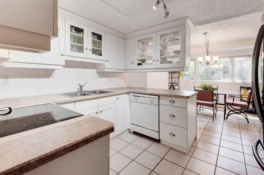 MLS® A2253250 - Unit #110 2300 Oakmoor Drive SW in Palliser Calgary, Residential
