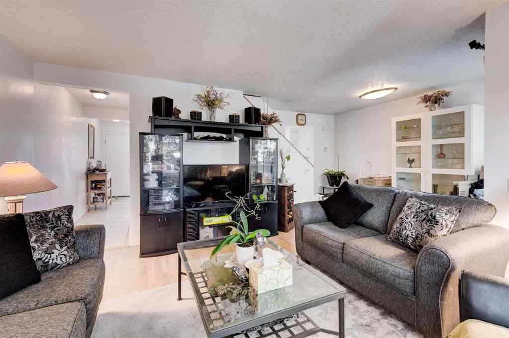 MLS® A2253250 - Unit #110 2300 Oakmoor Drive SW in Palliser Calgary, Residential