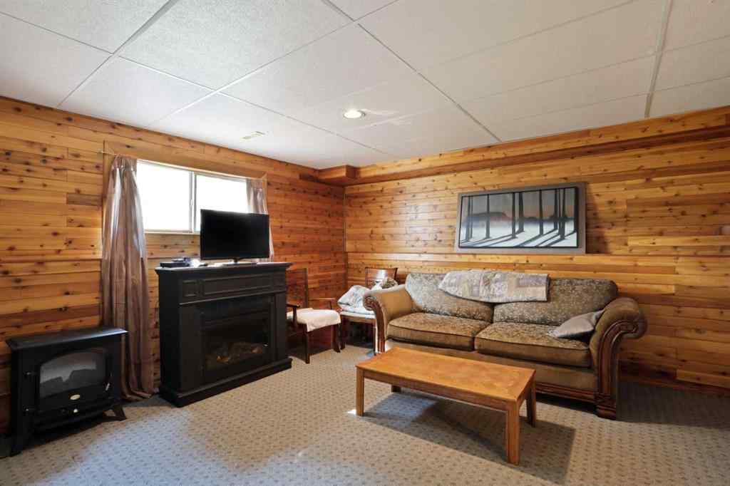 MLS® A2253253 - 31 Upland Road W in Uplands Brooks, Residential