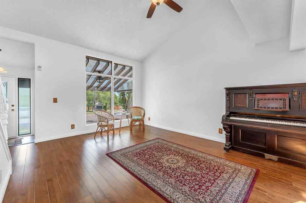 MLS® A2253257 - 31 Scenic Green NW in Scenic Acres Calgary, Residential