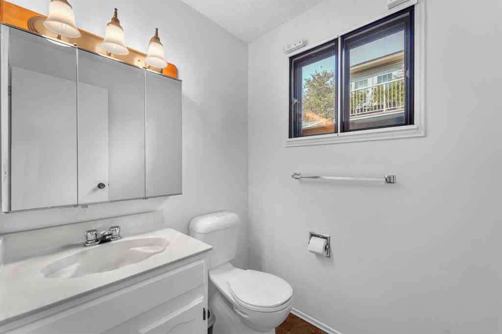 MLS® A2253257 - 31 Scenic Green NW in Scenic Acres Calgary, Residential