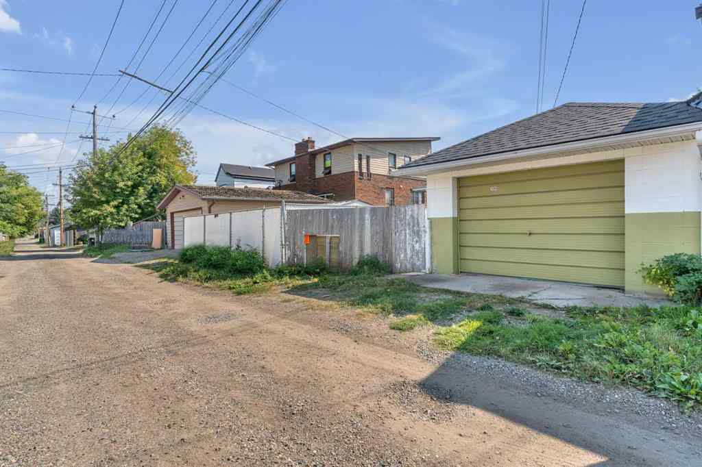 MLS® A2253259 - 120A 27 Avenue NE in Tuxedo Park Calgary, Residential
