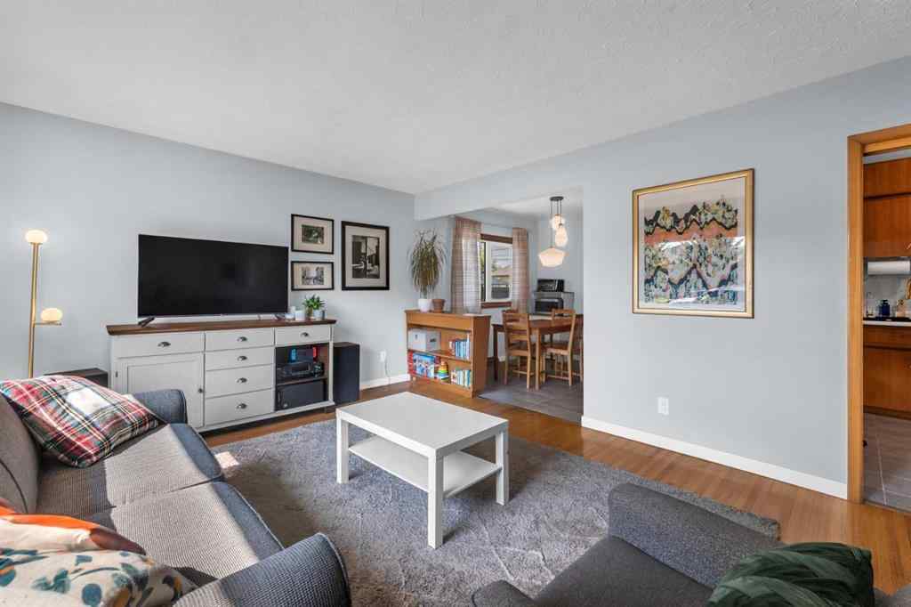 MLS® A2253259 - 120A 27 Avenue NE in Tuxedo Park Calgary, Residential