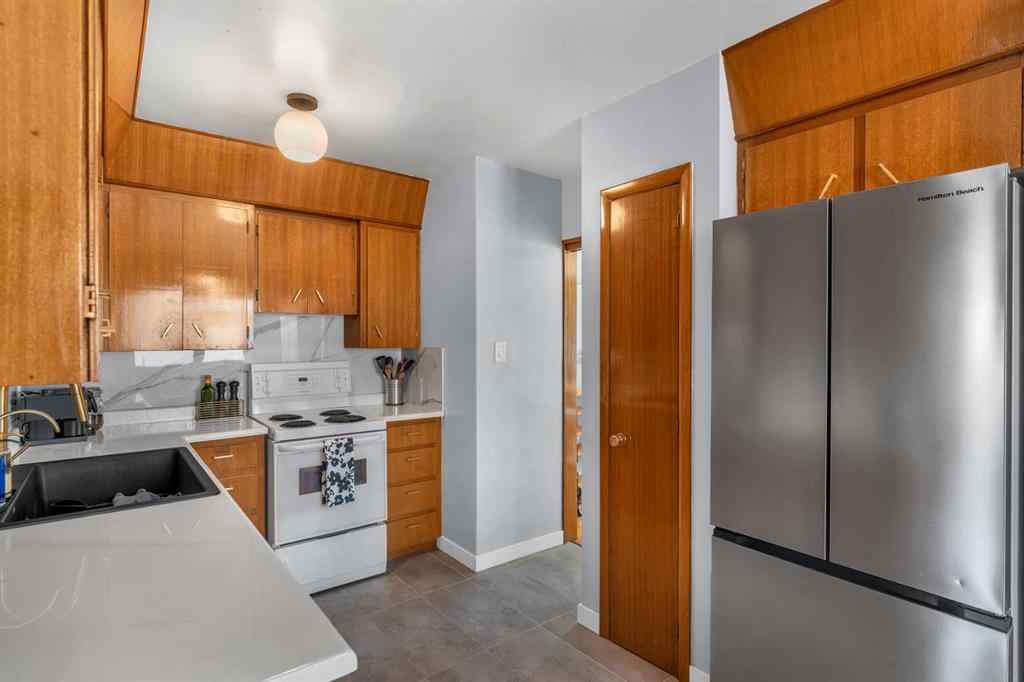 MLS® A2253259 - 120A 27 Avenue NE in Tuxedo Park Calgary, Residential