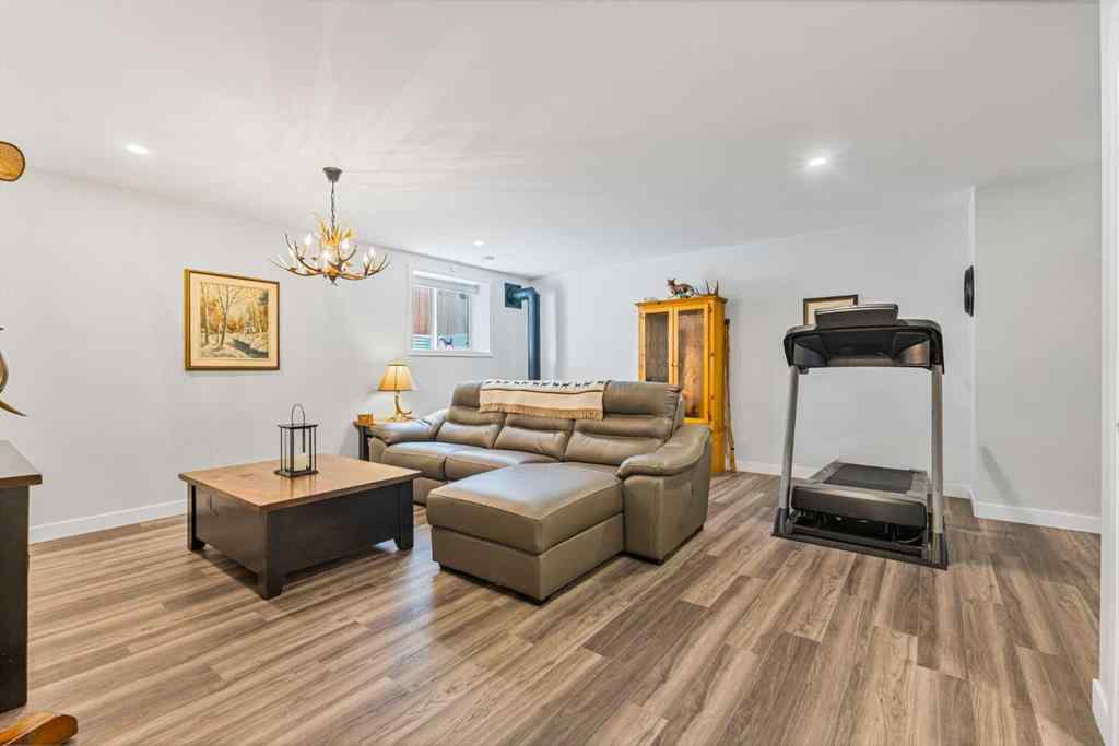 MLS® A2253262 - 1366 Lackner Boulevard  in NONE Carstairs, Residential