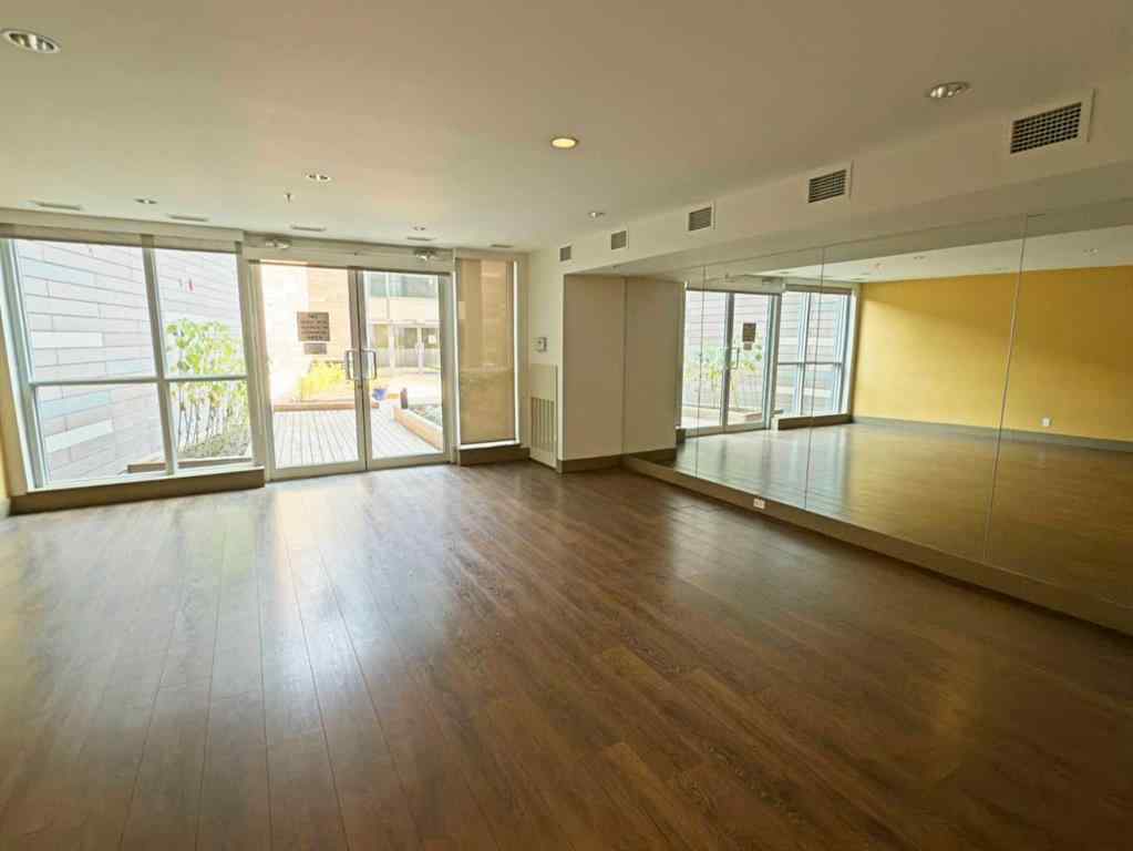 MLS® A2253263 - Unit #406 550 Riverfront Avenue SE in Downtown East Village Calgary, Residential