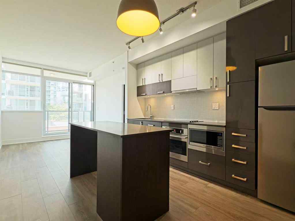 MLS® A2253263 - Unit #406 550 Riverfront Avenue SE in Downtown East Village Calgary, Residential