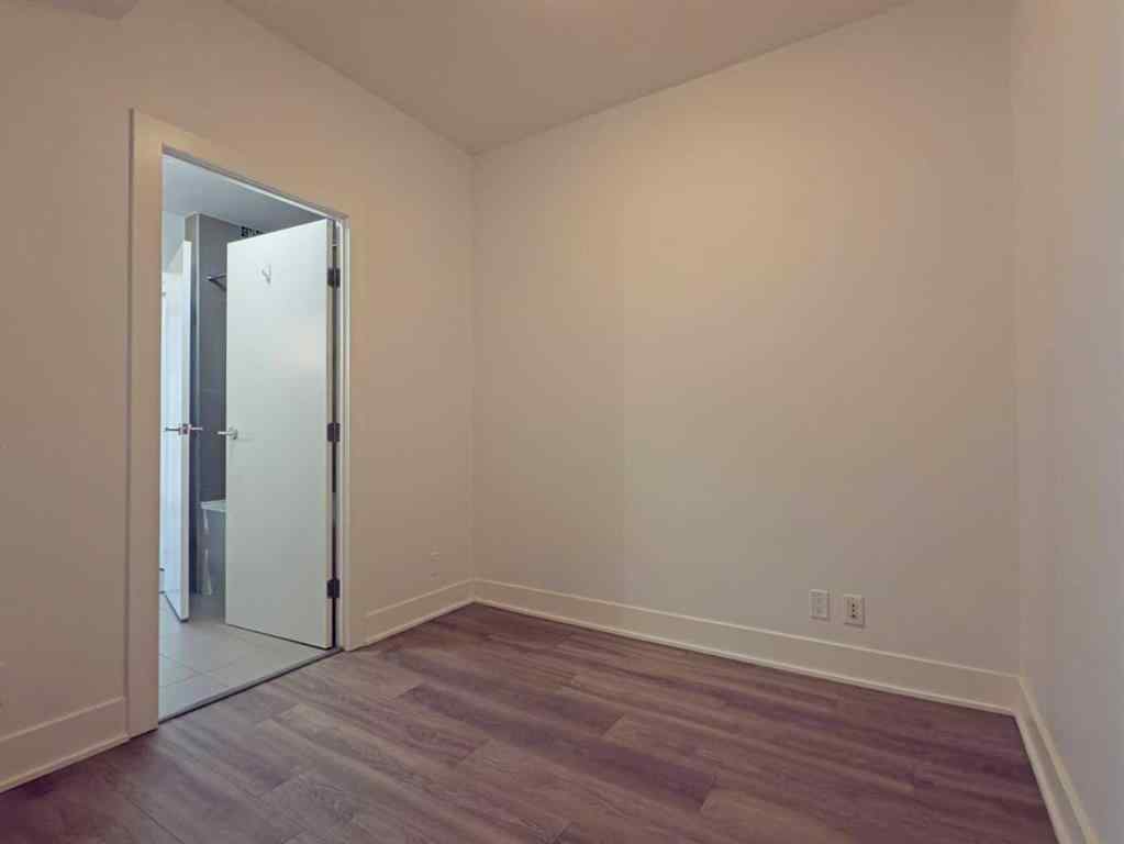 MLS® A2253263 - Unit #406 550 Riverfront Avenue SE in Downtown East Village Calgary, Residential