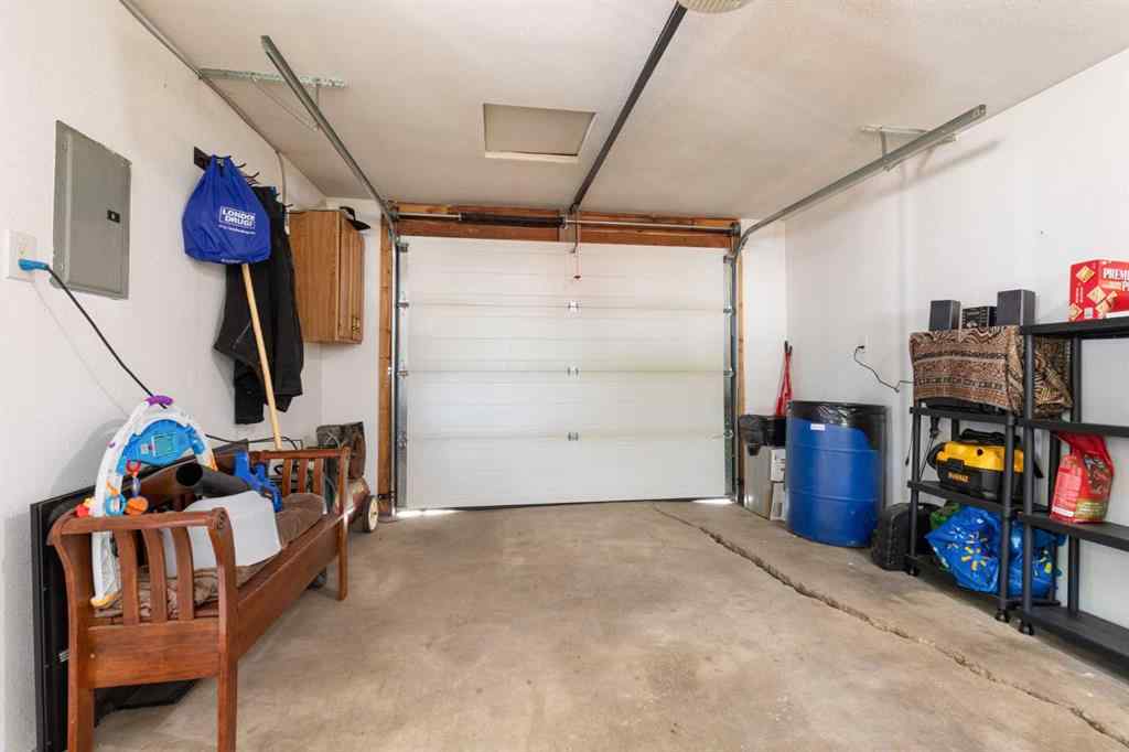 MLS® A2253264 - 516 5 Street SE in NONE Redcliff, Residential