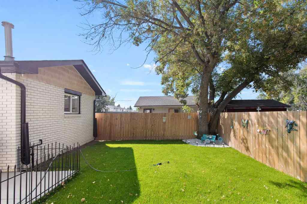 MLS® A2253264 - 516 5 Street SE in NONE Redcliff, Residential