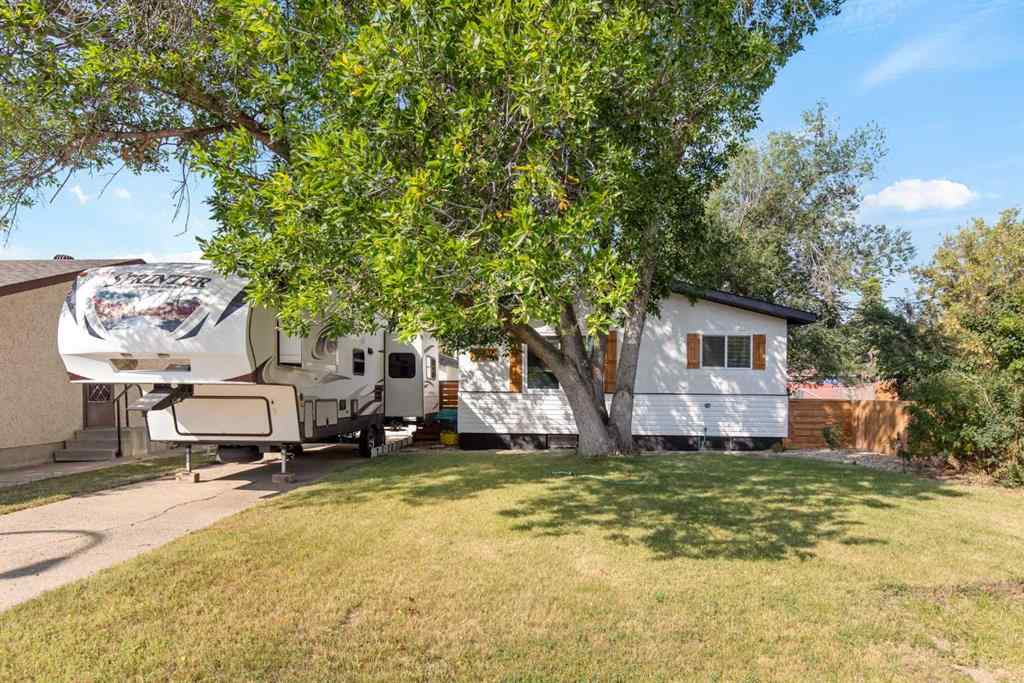 MLS® A2253264 - 516 5 Street SE in NONE Redcliff, Residential