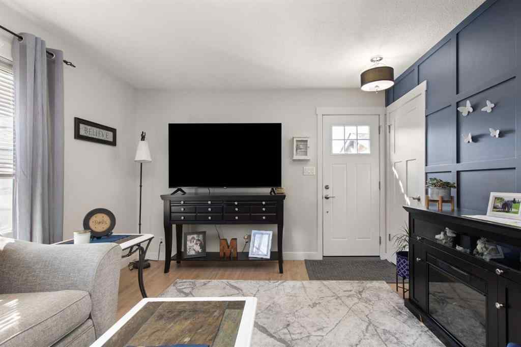 MLS® A2253264 - 516 5 Street SE in NONE Redcliff, Residential