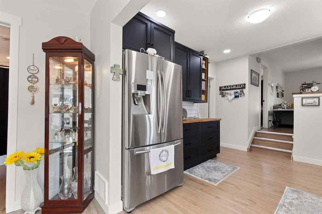 MLS® A2253264 - 516 5 Street SE in NONE Redcliff, Residential