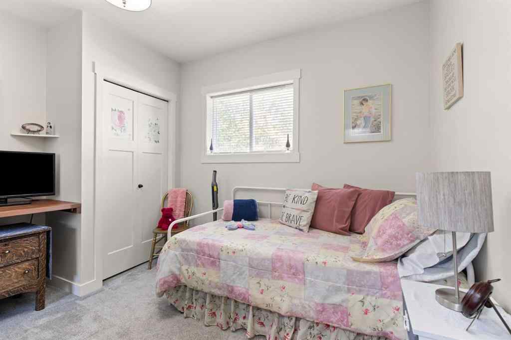 MLS® A2253264 - 516 5 Street SE in NONE Redcliff, Residential