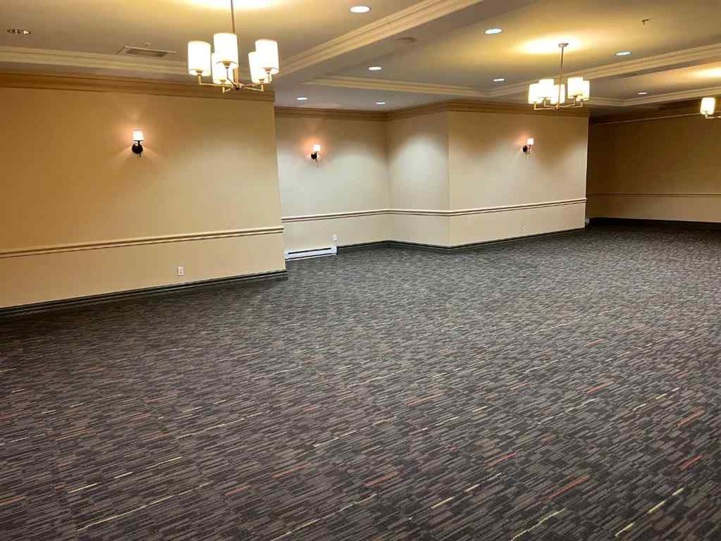 MLS® A2253268 - Unit #4 435 Gregoire Drive  in Gregoire Commercial Park Fort McMurray, Commercial