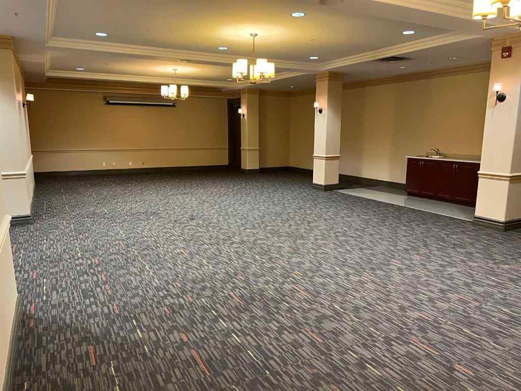 MLS® A2253268 - Unit #4 435 Gregoire Drive  in Gregoire Commercial Park Fort McMurray, Commercial