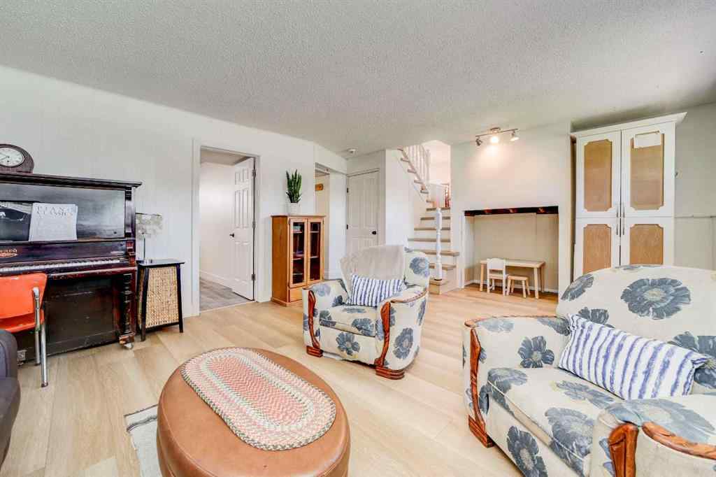MLS® A2253270 - 1059 Lakemount Boulevard S in Lakeview Lethbridge, Residential