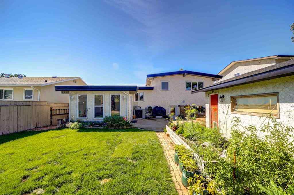 MLS® A2253270 - 1059 Lakemount Boulevard S in Lakeview Lethbridge, Residential